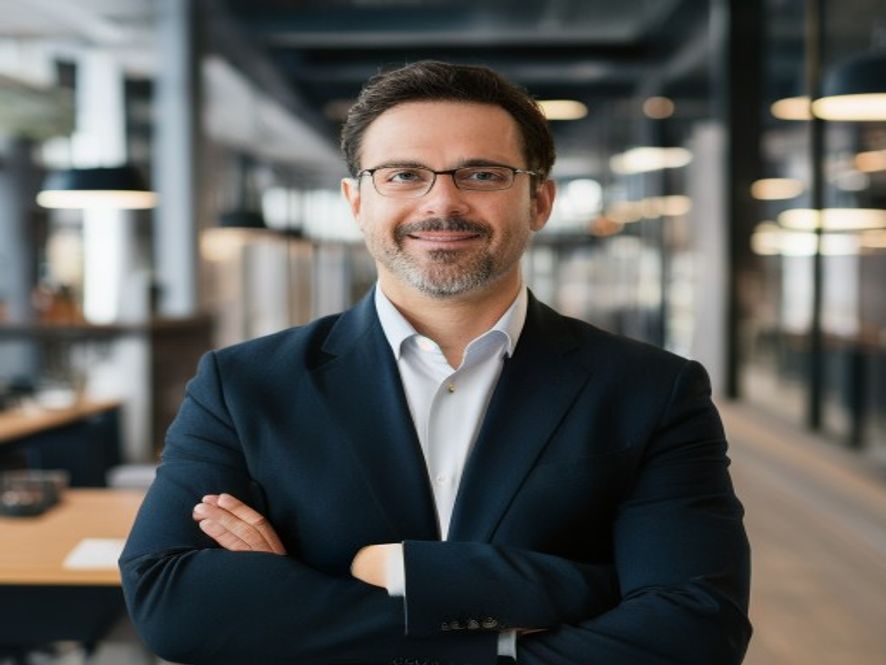 Bruno Retailleau annonce la création d'un ministère dédié aux pauses-café pour valoriser le travail