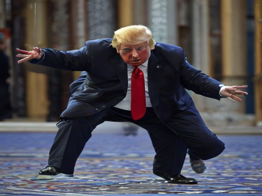 Donald Trump promet de protéger le monde en interdisant les armes nucléaires à l'Iran tout en lançant un concours de limbo